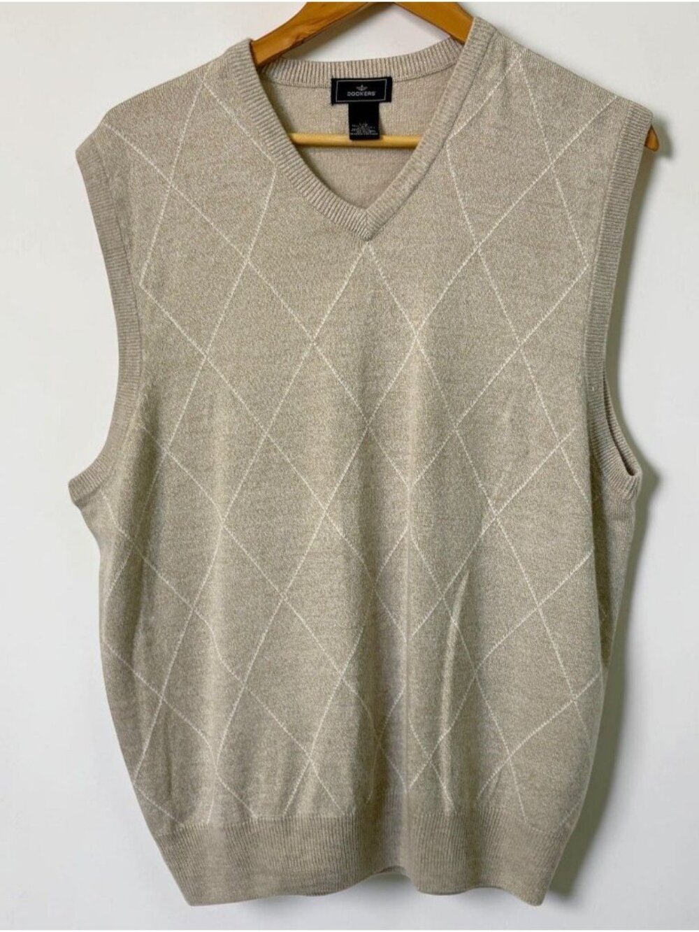 Dockers Mens Sweater Vest Size Large Argyle V-Neck Light Academia Preppy